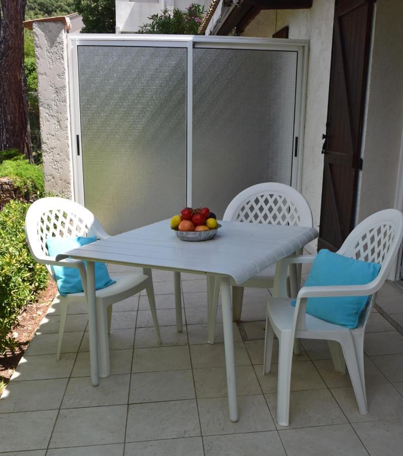 Apartment Dans En Rez De Jardin Hyeres