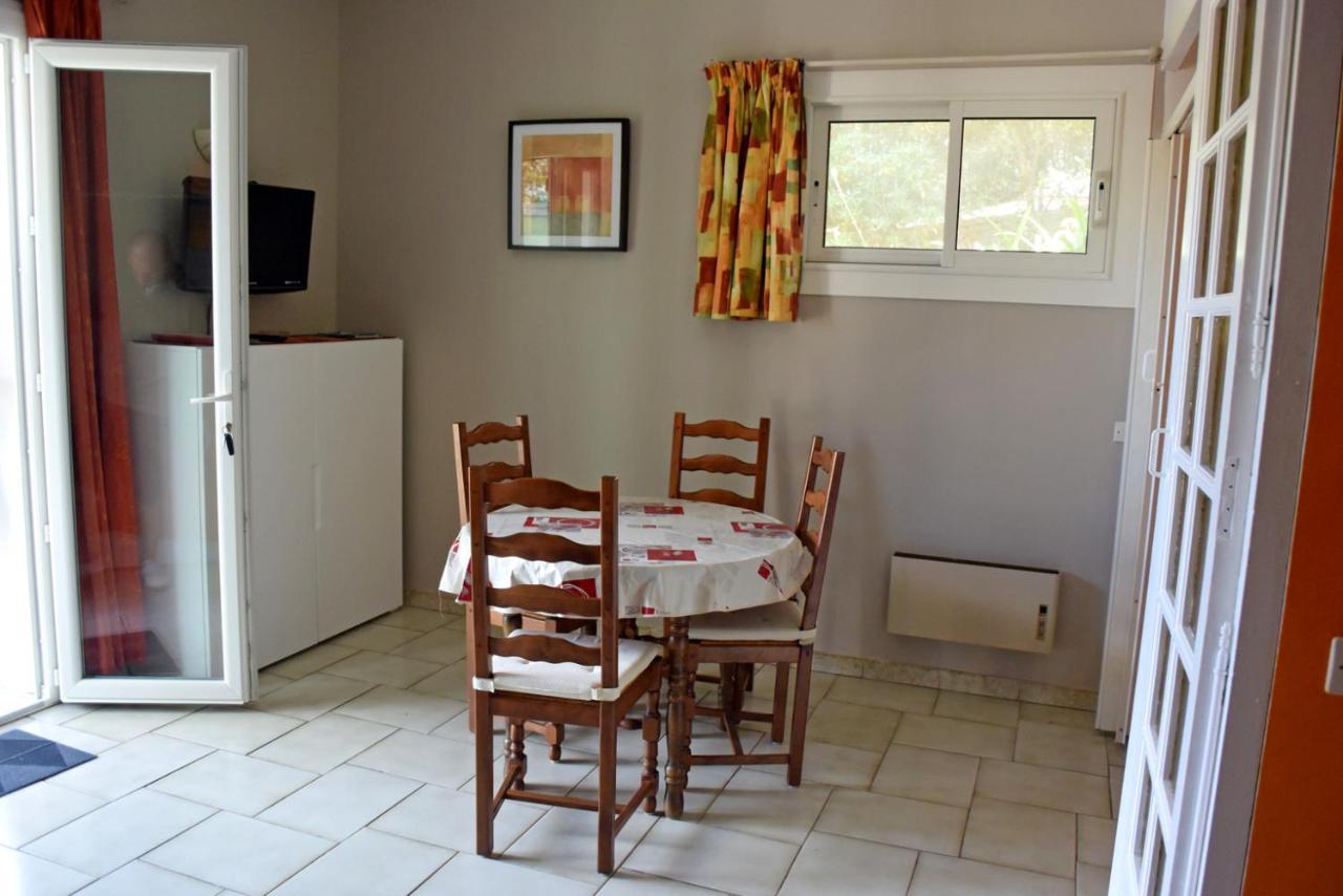 Dans En Rez De Jardin Apartment *
