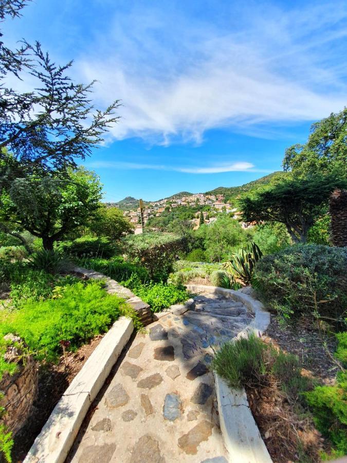 Apartment Dans En Rez De Jardin