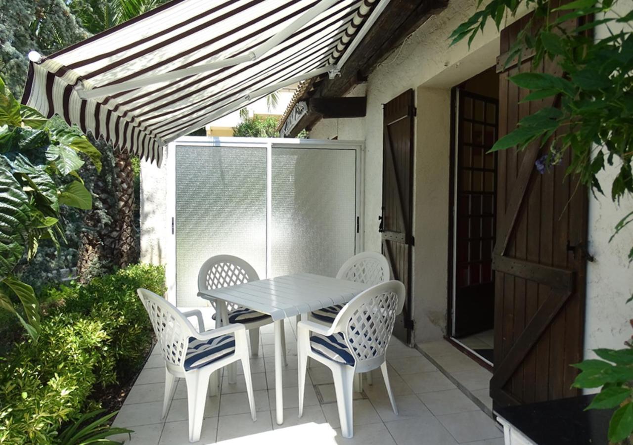 Dans En Rez De Jardin *